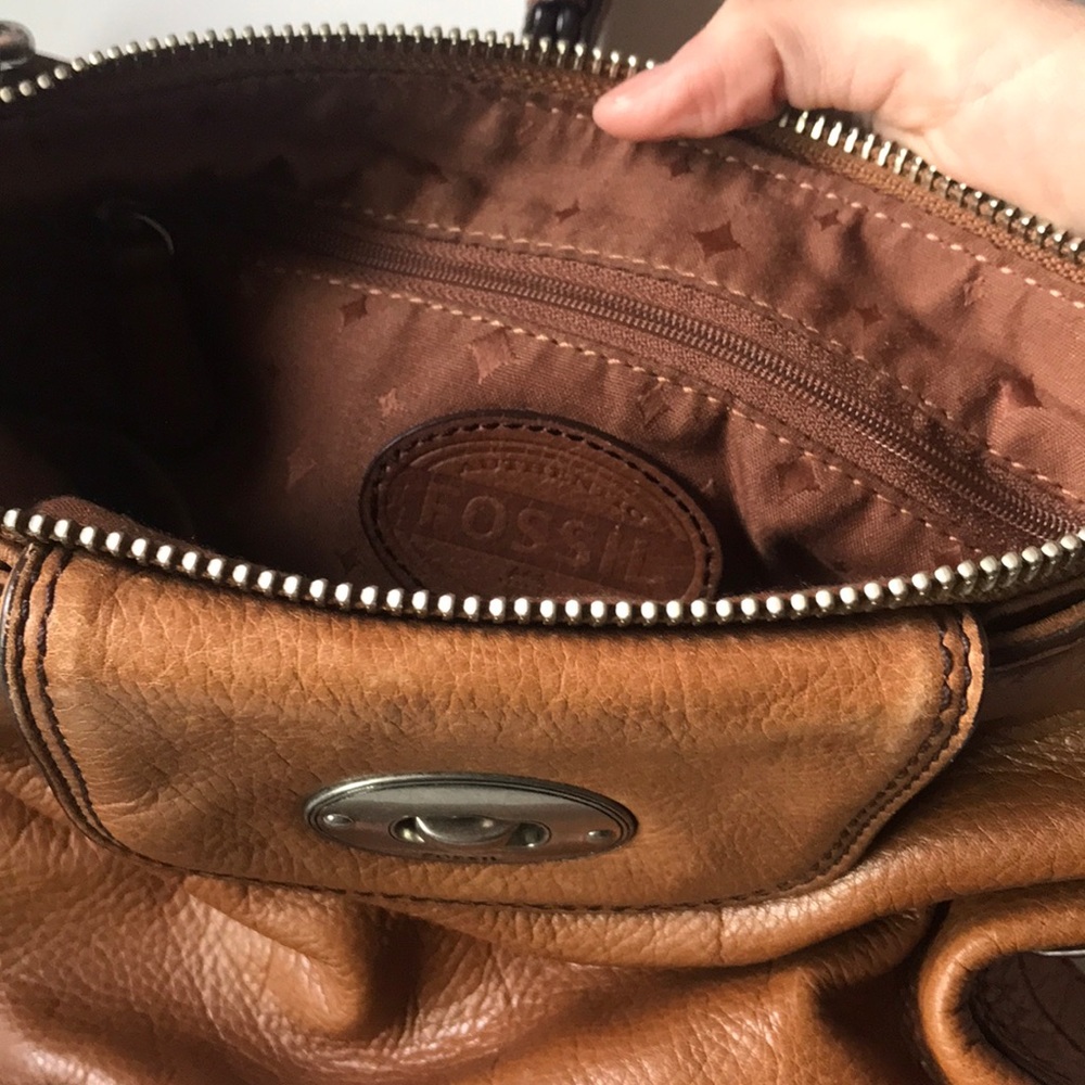 Fossil Crossbody Bag! - image 3